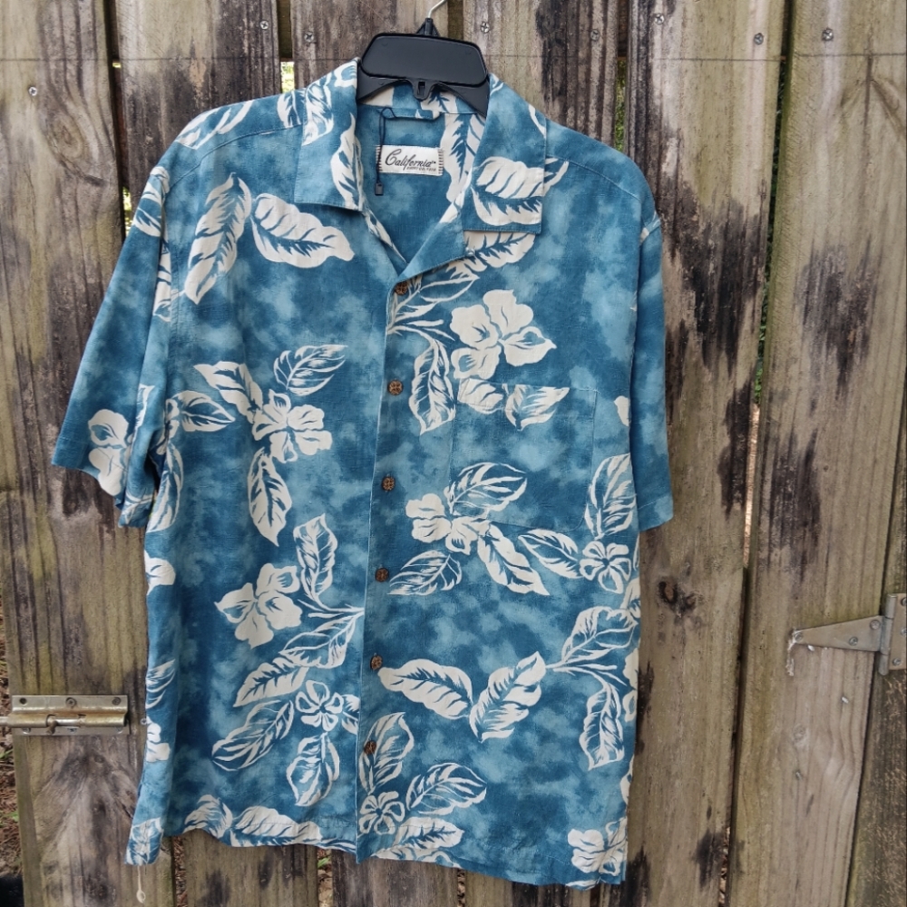 CALIFORNIA SHIRT CO. Hawaiian Blue Floral Button-Up Short Sleeve Shirt L